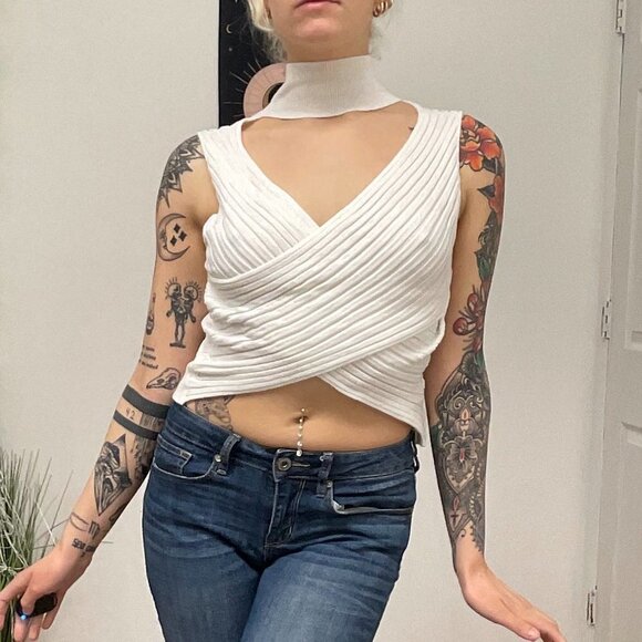 Superdown Slim Halter O-Neck Knitted Crop Top Sleeveless Size L White - Picture 1 of 12